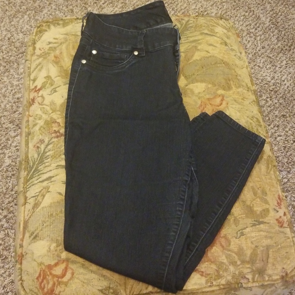 Torrid dark denim fitted jsean